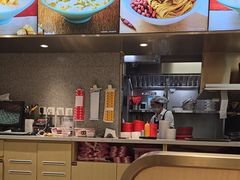 -小杨生煎(浦江欢乐颂店)