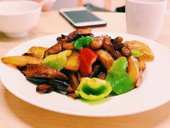 -关东小磨东北菜(上海长风大悦城店)