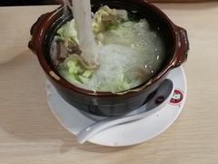 -闫家驴肉老店(华电一校店)