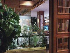 -八府香鸭·啫啫煲(华山路店)