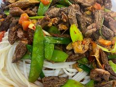 -蘑菇拌面•正宗新疆菜