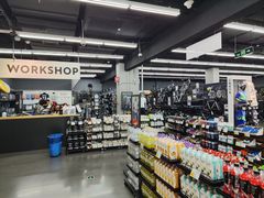 -迪卡侬(越秀公园店)