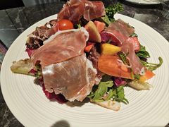 -LESCEDARS Brasserie Bistro香柏树