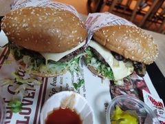 -The Habit Burger Grill 哈比特汉堡(复兴soho店)