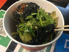 -黑色经典·长沙臭豆腐(粤华路店)