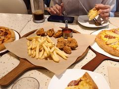 -必胜客(WOW中心城店)