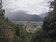 -比日神山