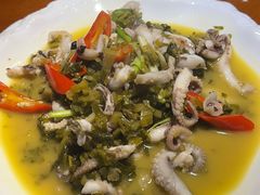 -魏铭鱼头捞饭(晋阳路店)