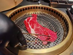 -铭牛烧肉·和牛海鲜自助(高新月牙湖店)