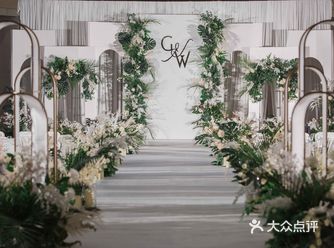 甜甜的喜糖比不上你们心中的甜蜜