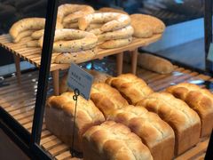 -Dough&Joe团憩(瑞虹天地月亮湾店)