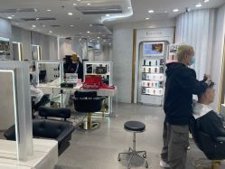 -Kraemer Paris  苏豪路易士·嘉玛发廊