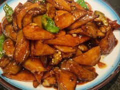 -靠山屯东北农家菜(八龙桥雅苑店)