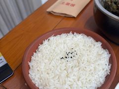 -鸽舞笙平金牌烧鸽子·融合菜(鲁谷店)