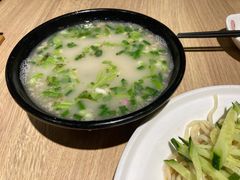 来碗羊杂汤-老班长手工灌汤包老店(东山店)