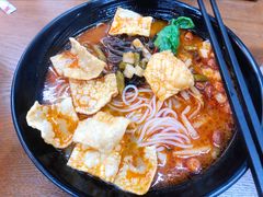 -柳大厨螺蛳粉(人民路总店)