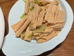 -粥王府 老广传家菜(东关街店)