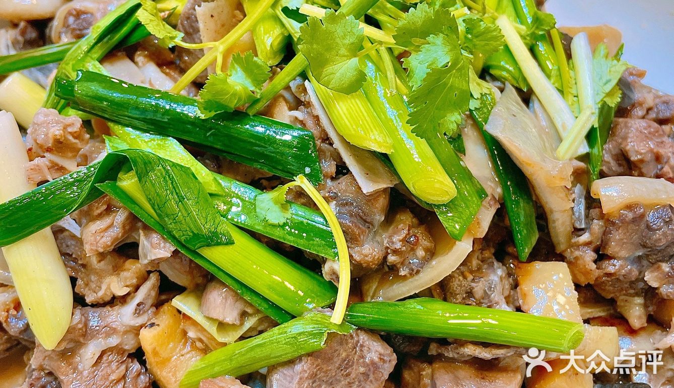 【获奖无数】清心鸡的白切鸡和红烧乳鸽究竟有几好味？