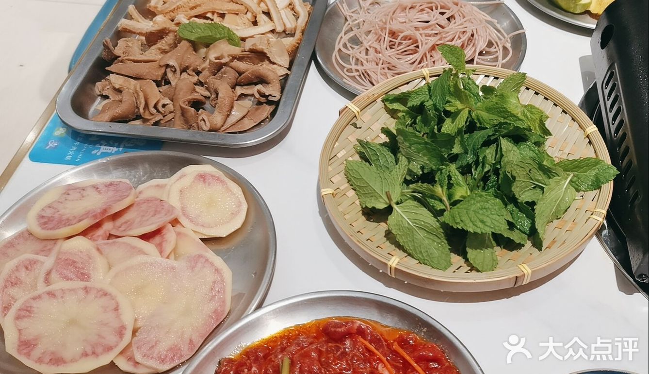 今天火锅吃撑了,超满足