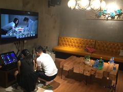 -优悦派·别墅派对轰趴馆(静安店)