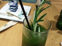 远汀茶醒-ZING COFFEE 镜咖啡