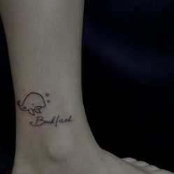 -木子·纹身店TATTOO穿孔·洗纹身
