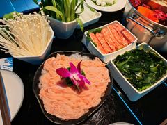 -唯爱KTV聚会餐厅(仙林东城汇店)