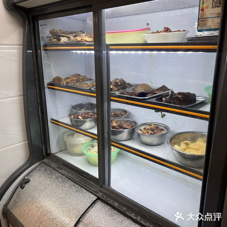 南昌！藏在居民楼烧菜馆！本地人带路才吃上！