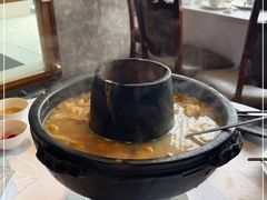 -彩云天云南餐厅