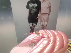 -广州周大福金融中心