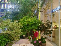 -春树下·树屋花房西餐厅(罍街AS1980店)