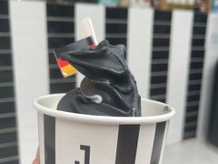 奥利奥碎-JW德国冻酸奶Frozen Yogurt(龙湖成都滨江天街店)