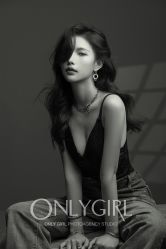 -onlygirl摄影美学馆高端定制(江滩店)