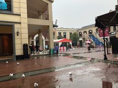 -王府井奥莱临潼小镇(临潼店)