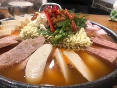 部队火锅-咕咕站韩国料理(紫金港店)