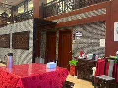 -侬佳蒸菜馆(听潮店)