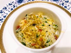 蟹粉茼蒿菜炒饭-Yan Ting 宴庭中餐厅(上海静安瑞吉酒店)