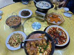 -万佛湖许老大铁锅鱼(黑金冠店)