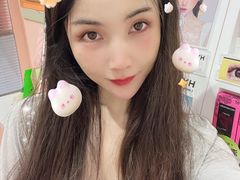 -4iNLOOK美瞳店(中山公园龙之梦店)