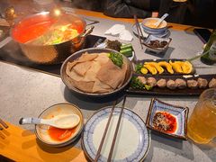 -花眷·私房火锅(花半里万达店)