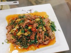 -石磨豆花家常菜·牦牛排土火锅
