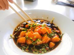 捞汁三文鱼-小郭私房菜·海肠捞饭店(学士街店)