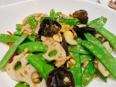 荷塘小炒-北李妈妈菜·海肠捞饭(高新万达店)