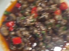 -川流不息·地道川菜·小龙虾(松东路店)