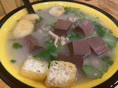 老鸭粉丝汤-龙咆汤包·手工现包小笼(拱北口岸店)