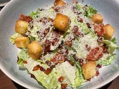 经典凯撒色拉-弗兰克牛排西餐厅 Galla R By Ribone(上海首店)