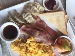 -必胜客(证大大拇指店)