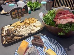 -楠小云·云南鲜菌·鲜牛自助火锅(九眼桥店)
