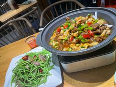 牛肉烧鱼泡-龚兴城鱼羊吉·小亮蒸虾·武汉地标美食(苗栗路店)