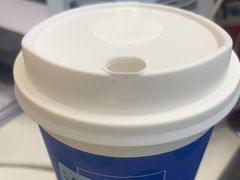 -瑞幸咖啡(上海财经大学地铁站1号口店)